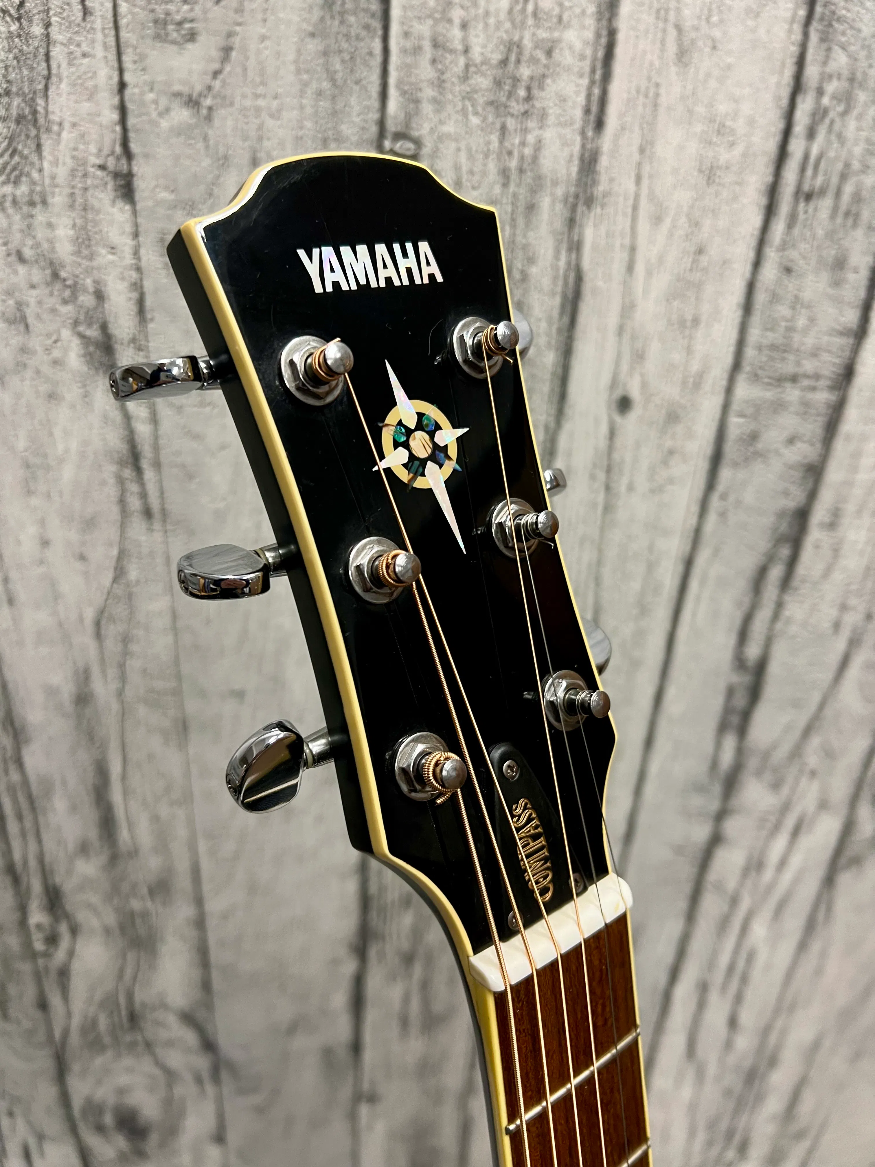ギター YAMAHA CPX 700 I Yamaha CPX700 Black Electro-Acoustic Guitar with Hard Case